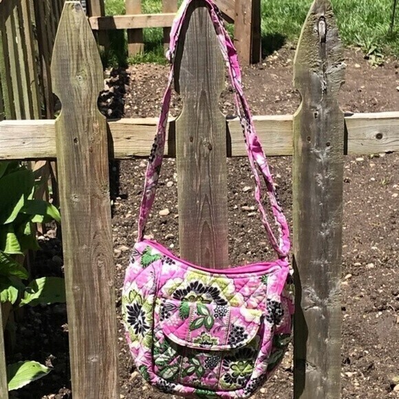 Vera Bradley Handbags - Vera Bradley Priscilla Pink Small Crossbody